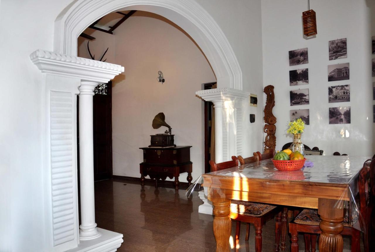 Mama Villa Hikkaduwa Buitenkant foto