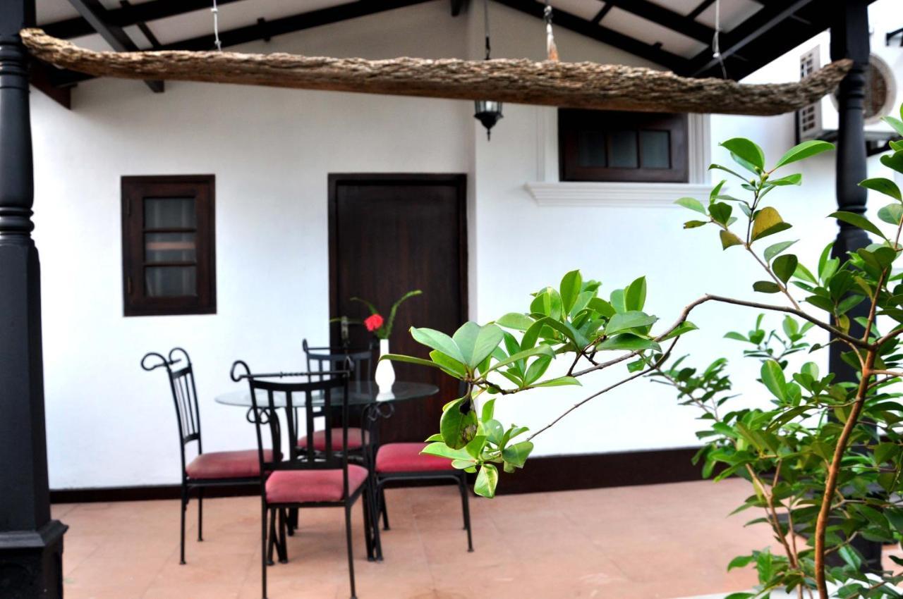 Mama Villa Hikkaduwa Buitenkant foto