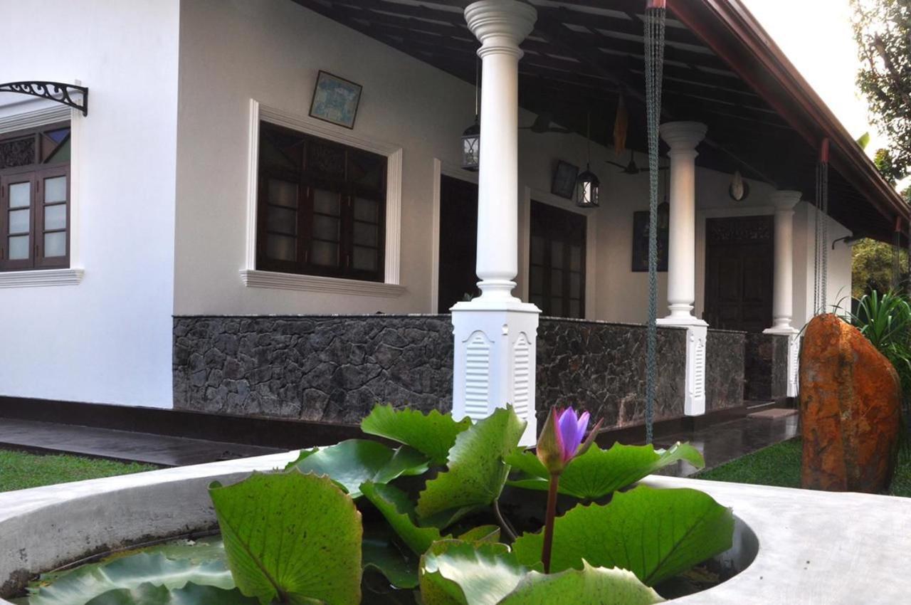 Mama Villa Hikkaduwa Buitenkant foto