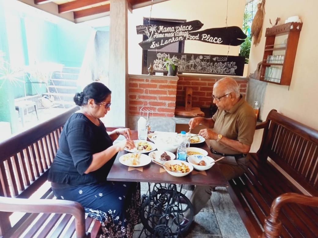 Mama Villa Hikkaduwa Buitenkant foto