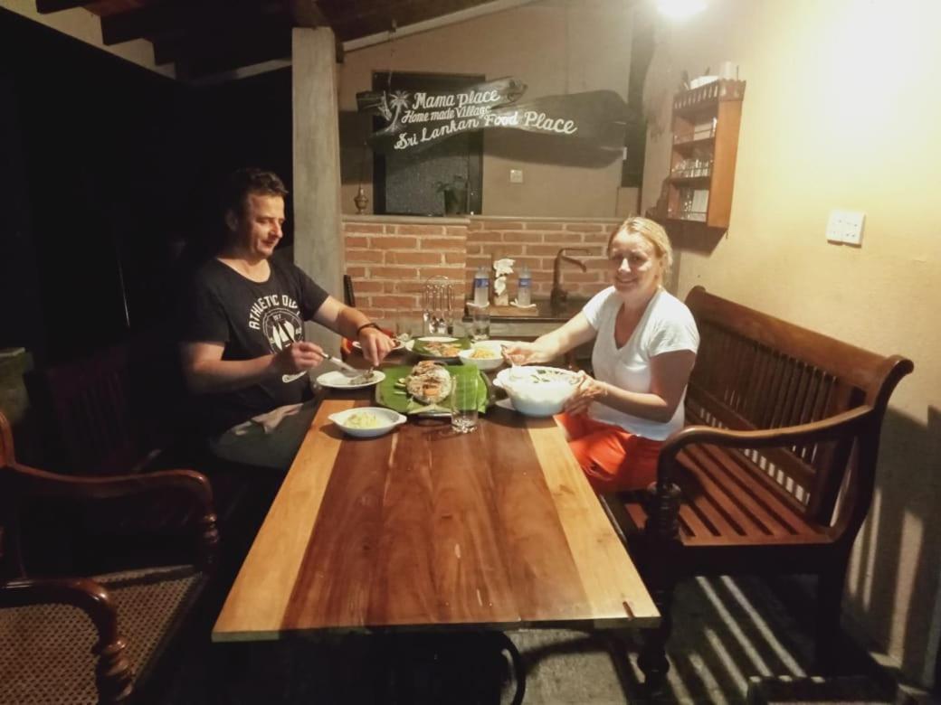 Mama Villa Hikkaduwa Buitenkant foto
