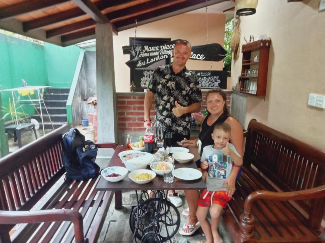 Mama Villa Hikkaduwa Buitenkant foto